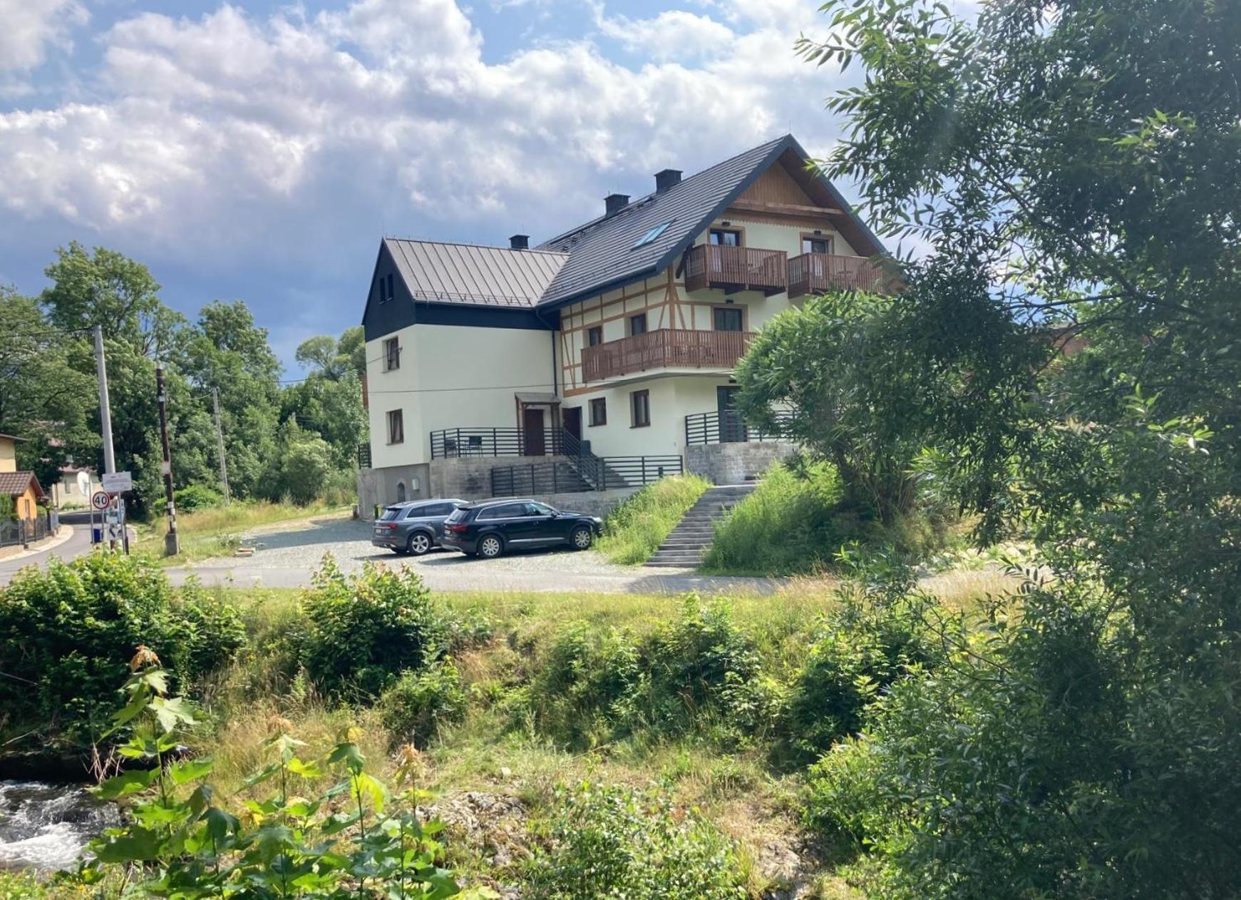 Nowe Gorskie Krajobrazy Z Widokiem Na Snieznik - Sowia Apartment