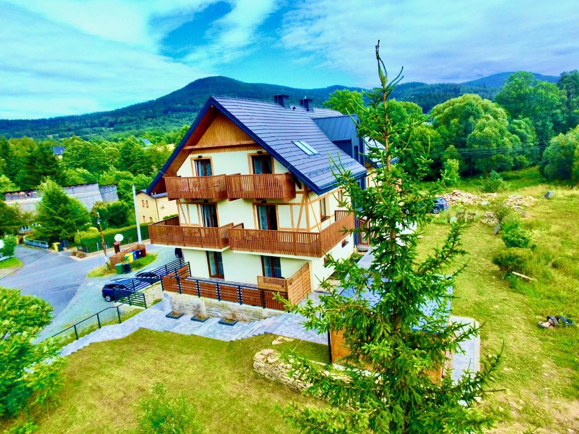 Nowe Gorskie Krajobrazy Z Widokiem Na Snieznik - Sowia Apartment